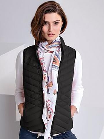 Утепленная жилетка