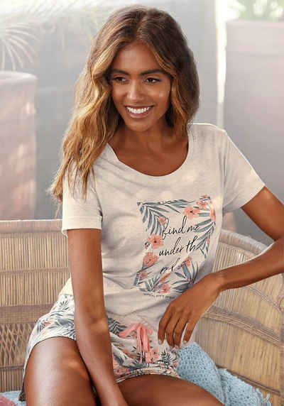 Пижама с шортами