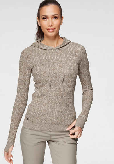 Вязаный пуловер