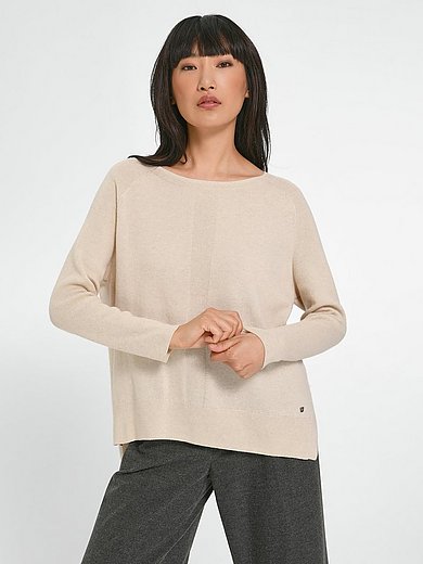 Пуловер с круглым вырезом