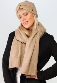 Головной убор Головной убор