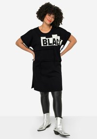 Длинная майка