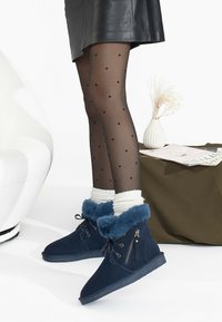 Зимние ботинки