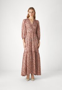 Летнее платье