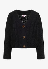 Вязаная кофта