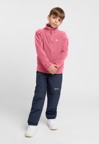 Спортивная куртка