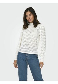 Кружевная блузка