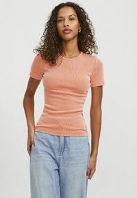 Футболка Футболка