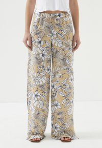 Широкие брюки