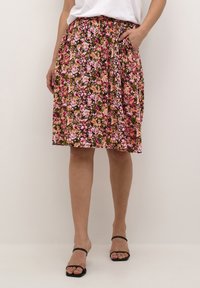 Вязаная юбка Вязаная юбка