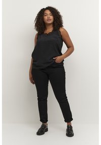 Блузка без рукавов