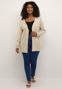 Длинный кардиган