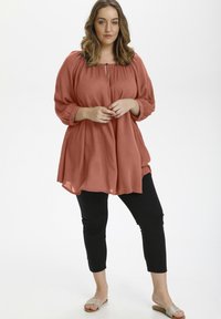 Туника Туника