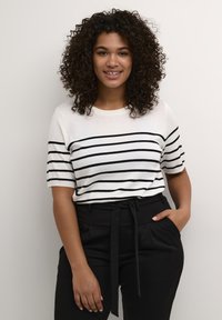 Футболка Футболка