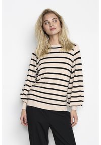 Пуловер в полоску Пуловер в полоску