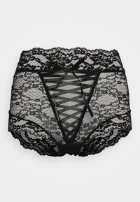 Трусы на бедрах