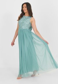 Платье Платье