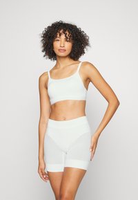 Корректирующее белье