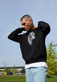 Толстовка Толстовка