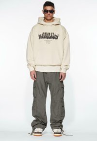 Толстовка Толстовка