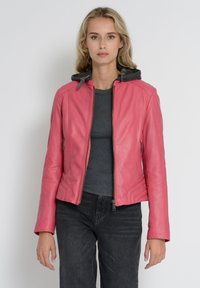 Кожаная куртка