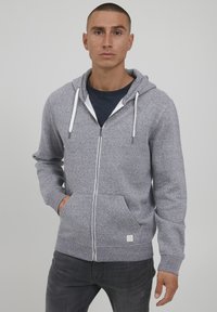 Вязаная кофта Вязаная кофта