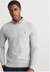 Пуловер Пуловер