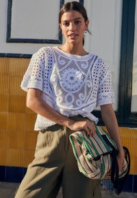 Блузка Блузка