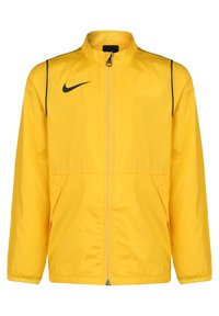 Спортивная куртка