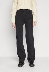 Джинсы Джинсы