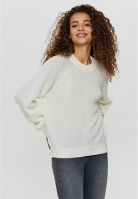 Пуловер Пуловер