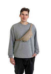 Сумка на пояс Сумка на пояс