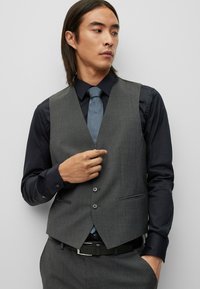 Жилет Жилет