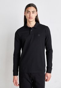 Поло с длинным рукавом Поло с длинным рукавом