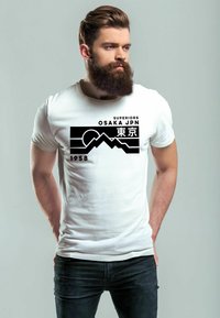 Футболка Футболка