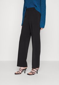 Прямые брюки