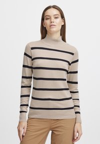 Пуловер в полоску Пуловер в полоску