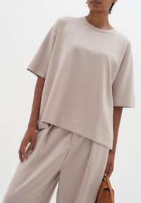 Футболка Футболка