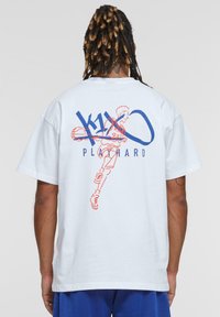 Футболка Футболка