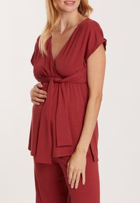 Футболка для беременных