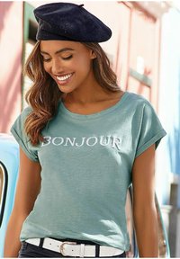 Футболка Футболка