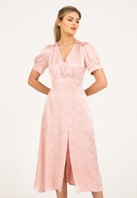 Летнее платье Летнее платье