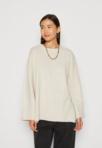 Пуловер Пуловер