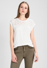 Футболка Футболка