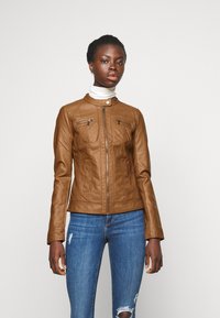 Байкерская куртка