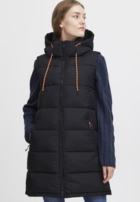 Длинный жилет Длинный жилет