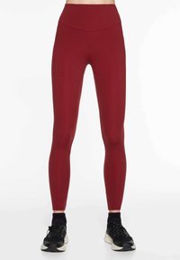 Спортивные штаны Спортивные штаны