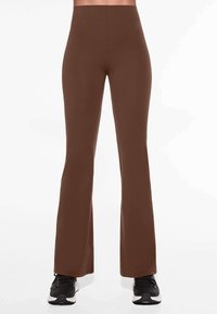 Спортивные штаны Спортивные штаны