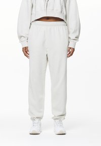 Спортивные штаны Спортивные штаны