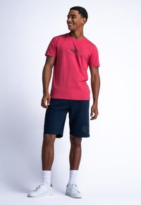 Футболка Футболка